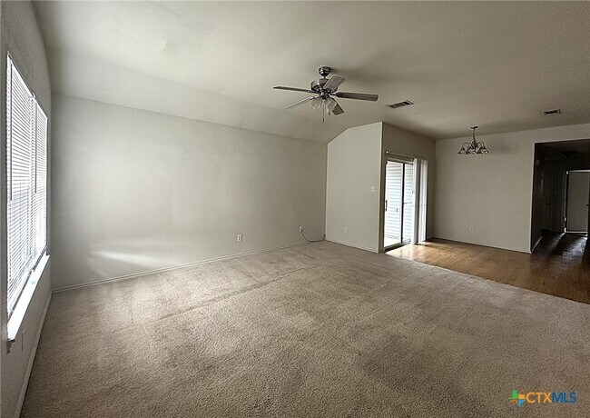 4807 Auburn Dr