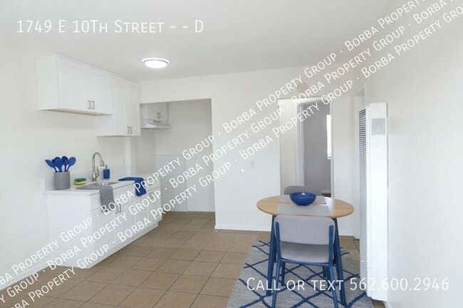 Building Photo - 1749 E 10th St Unit D