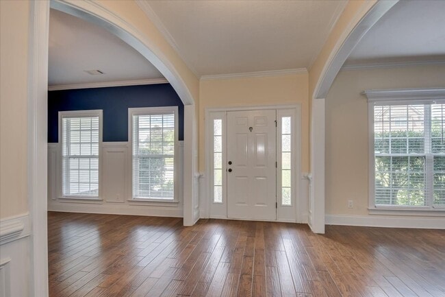 Photo - 716 Gallaway Ln