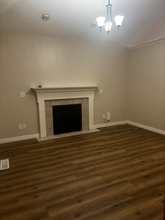 Photo - 1165 N 320 W