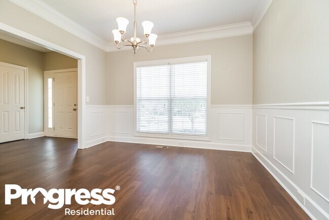 Photo - 1733 Kinsale Ave