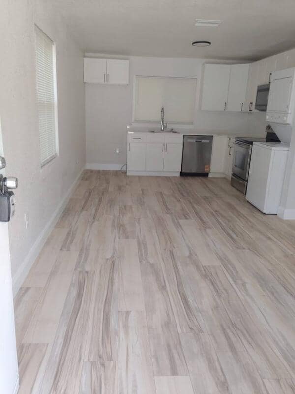 Building Photo - 2119 Mara Ct Unit 1