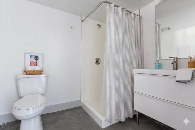 Photo - Eitol Towers