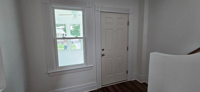55 Farbridge St