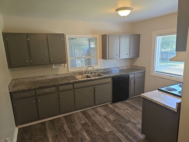 Photo - 3 bedroom 1 bath house