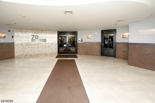 Photo - 70 Adams St Unit B