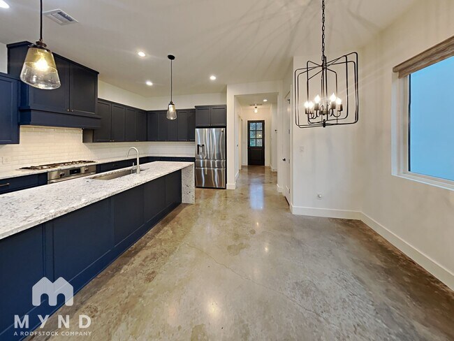 Photo - 2310 S 3rd St Unit A