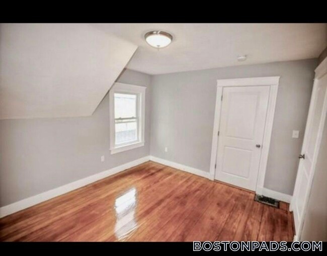 Photo - 5 Vincent Terrace Unit SF