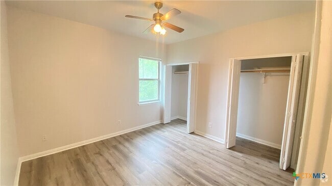 Building Photo - 521 Dukeway Dr Rental