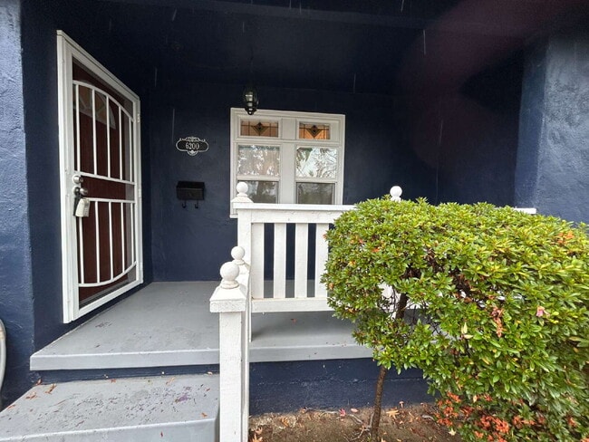 Photo - Cute 2 bedroom 1 bath in Tahoe Park Sacram...