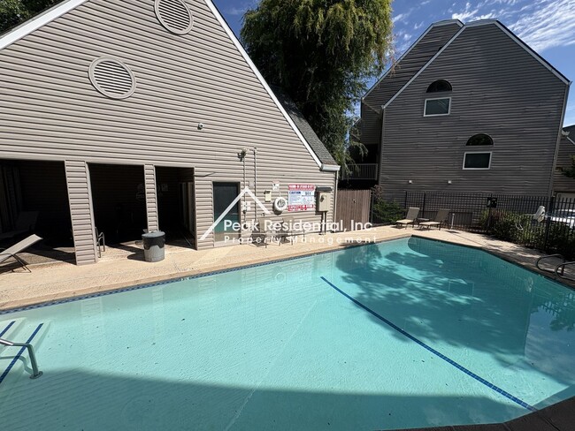 Photo - Spacious Citrus Heights 3bd/2.5ba Condo!