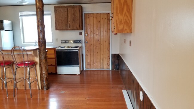 Photo - 18 3rd St Unidad Studio