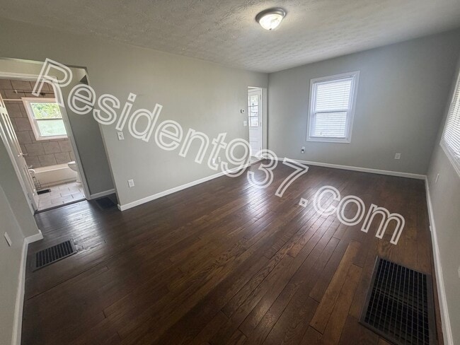 Photo - Charming 3 Bed 1 Bath in Kettering