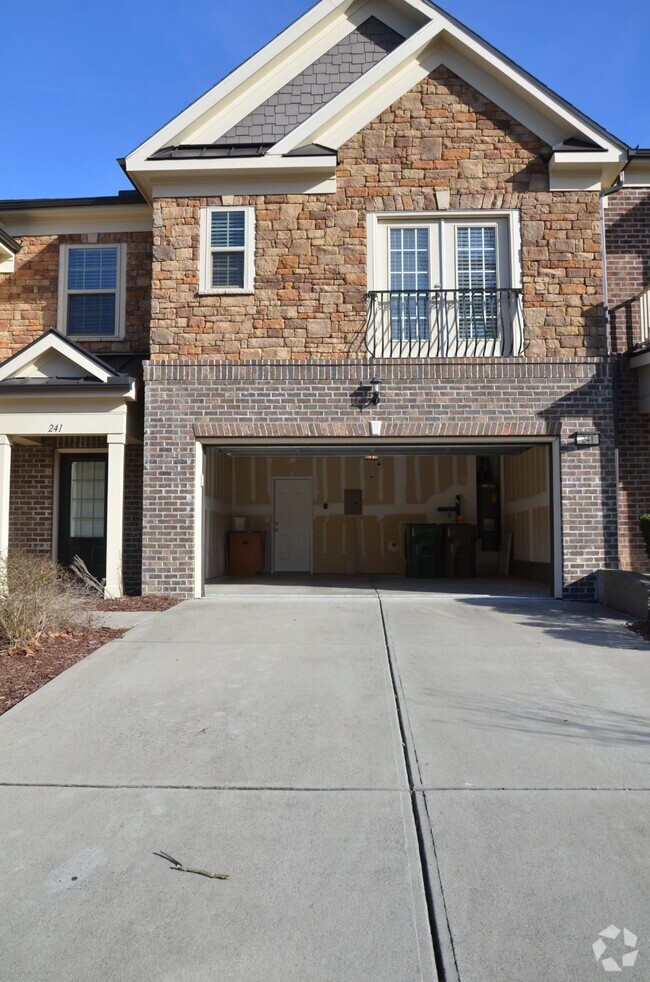 Building Photo - 241 Daymire Glen Ln Rental