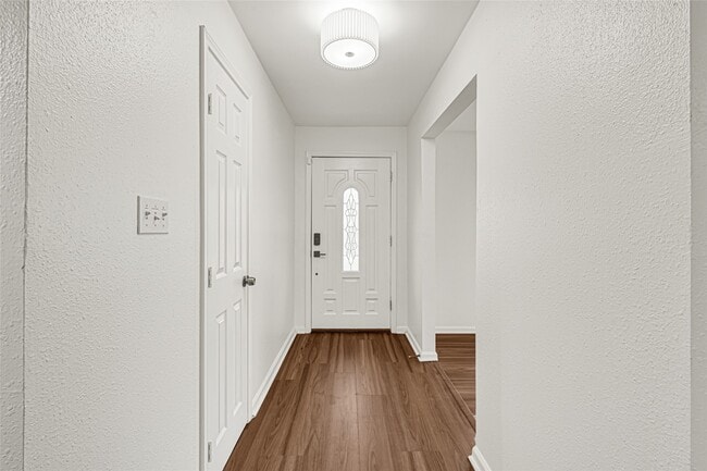 Photo - 2515 Baycrest Dr