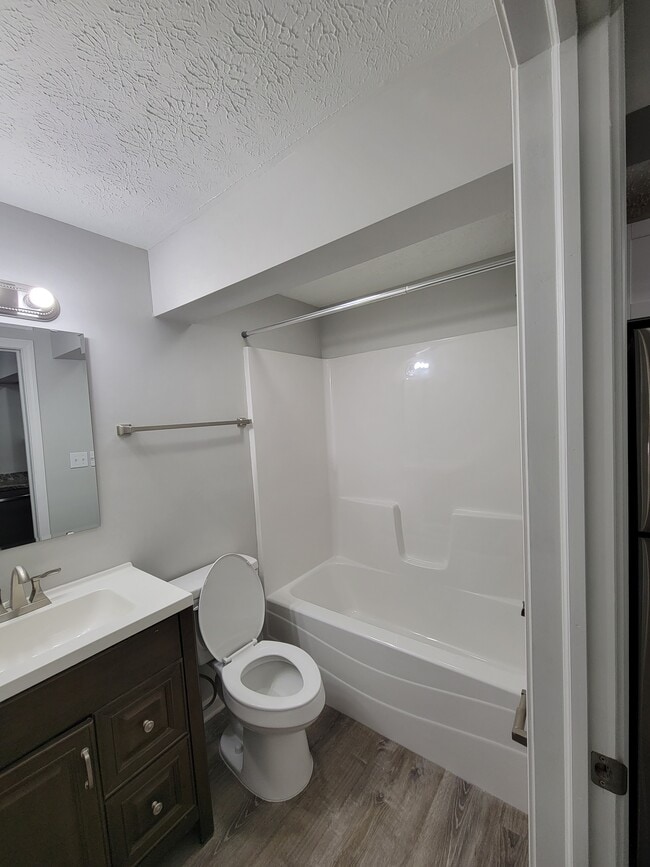 Photo - 2505 Meloy Rd