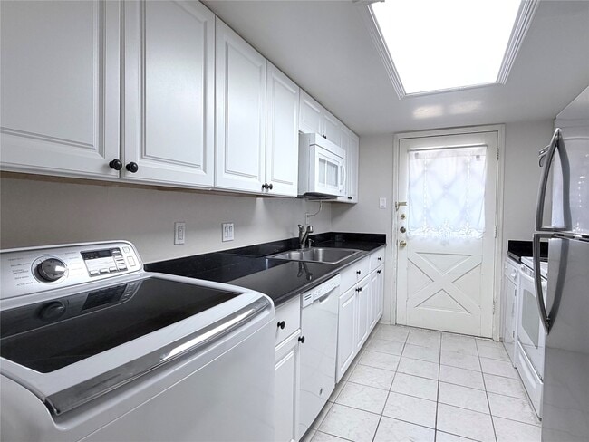 Photo - 12633 Memorial Dr Unidad 74