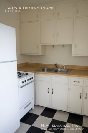 Photo - 1415 Dearing Pl