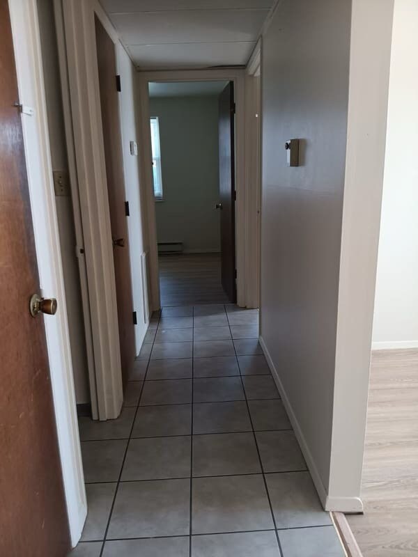 Photo - 675 Portis St