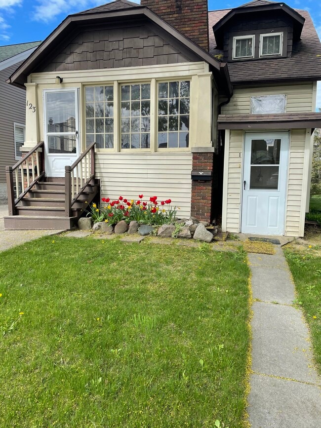 Photo - 123 N Edison Ave Unit Studio apt