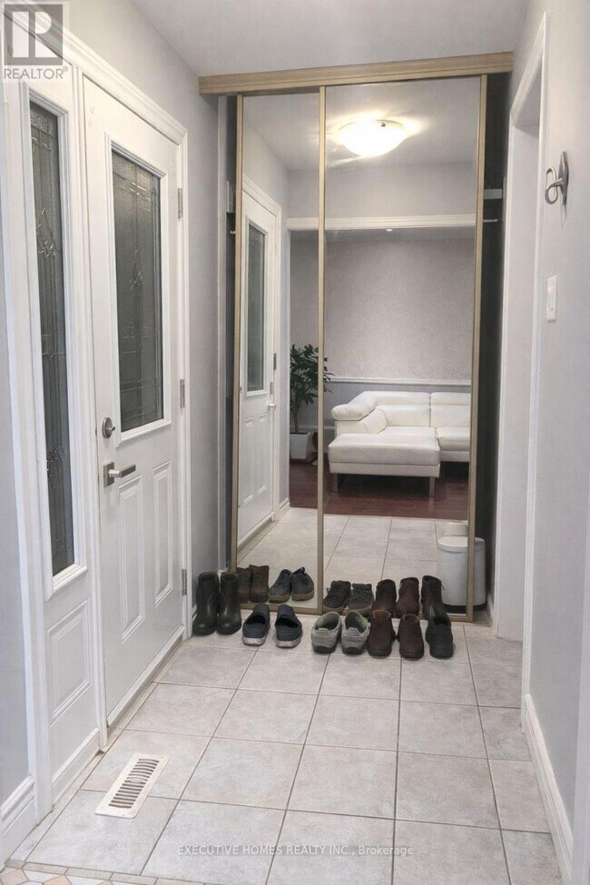 Photo - 6 Manderley Pl