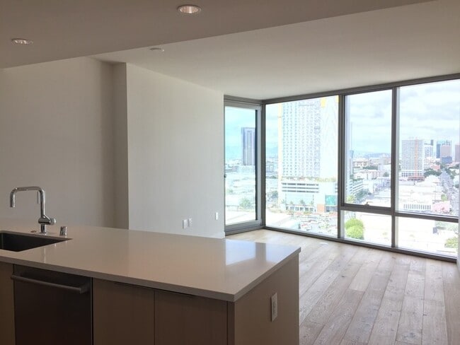 Photo - Kakaako: Ae'o - 2 Bed, 2 Bath Condo with o... Unidad 1315