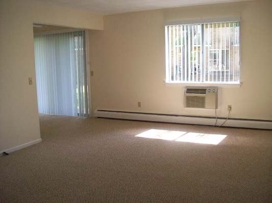 Eastway Manor Apartments