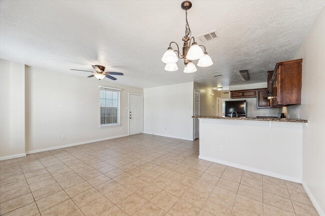Photo - 8424 Cannon St