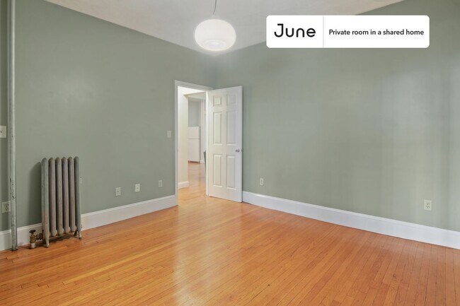 Photo - Room in Shared 4 bed/1 bath home Unit C