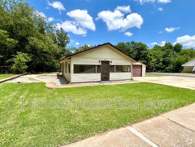 Building Photo - 327 S Ponca Ave Rental