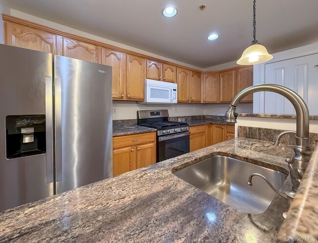 212 Viewpoint Terrace