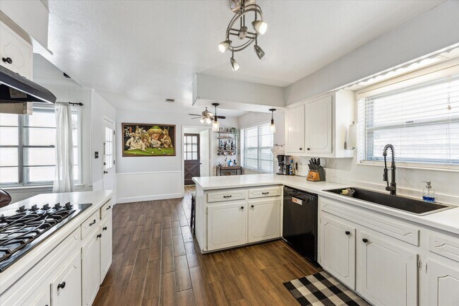 Photo - 12315 Whittington Dr