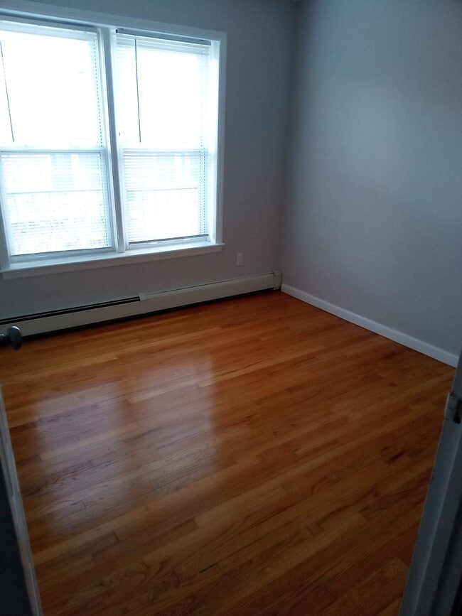 Photo - Pine Street Square