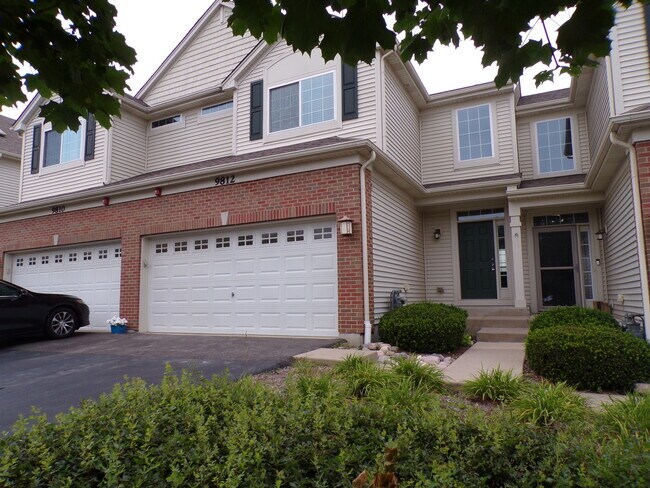 Photo - 9812 Williams Dr Townhome