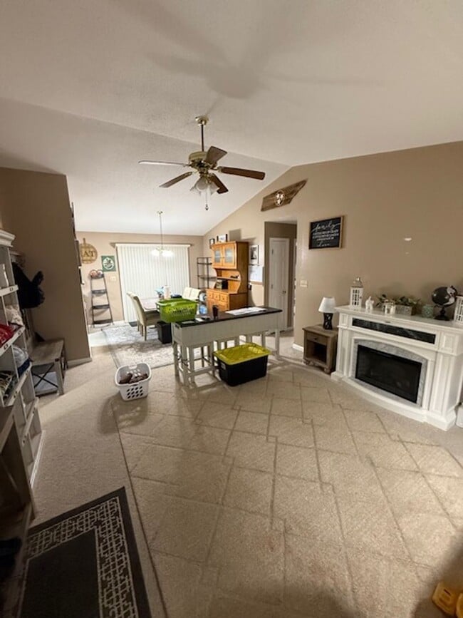 Photo - Maryville City Schools 37804 - 3 bedroom, 2 bath home - Contact Bako Patel (865)283-5600