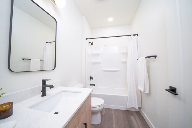 Photo - The Blue Mason Apartments