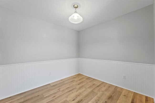 Building Photo - 9009 Richmond Ave. Unit 111 Rental