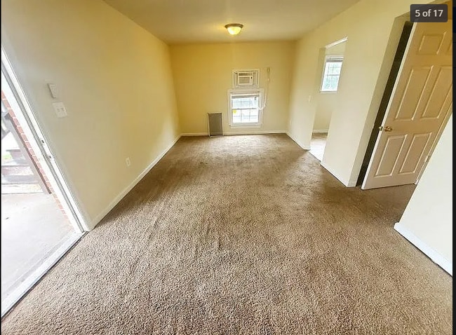 Photo - 416 S West St Unit 8