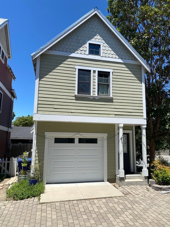 Photo - Studio townhouse with attached garage close to Downtown SLO