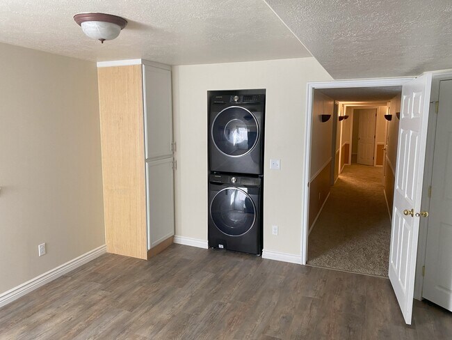 Photo - 8532 S 4770 W