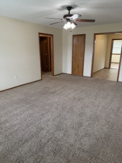 Photo - 2702 Dividend Dr