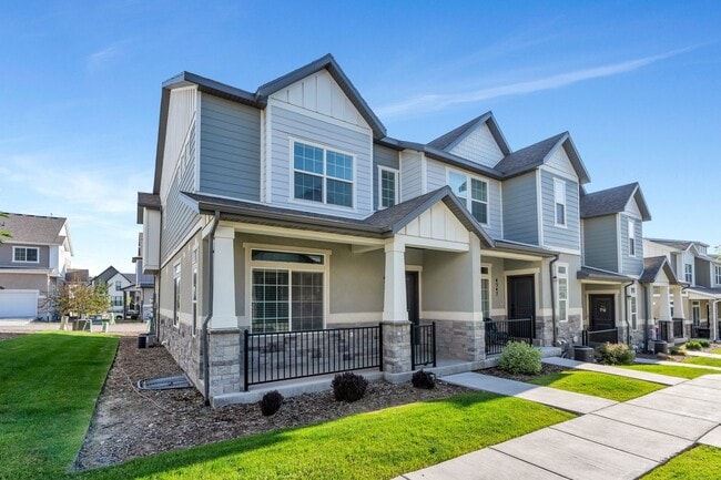 Photo - Charming 3-Bedroom Townhome in Lehi!
