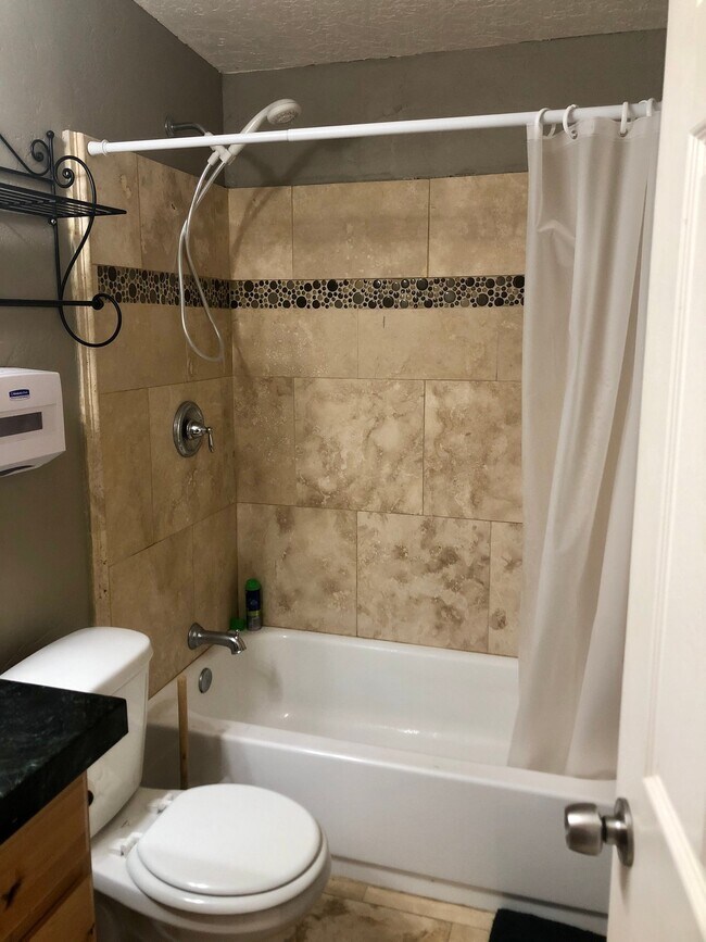 Photo - 6007 S 115 W