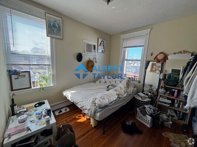 Building Photo - 33 Shannon St Unit 3 Rental