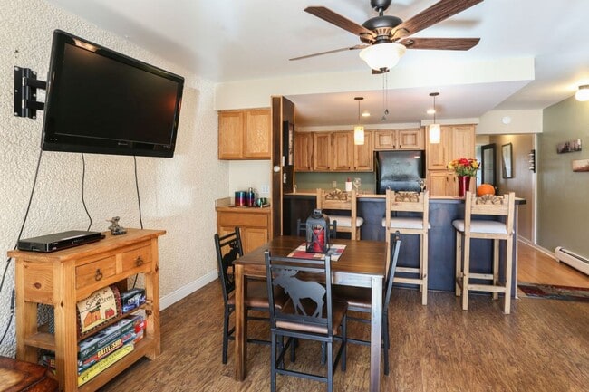 Photo - Walk to Main St and Gondola! Furnished! In unit sauna and amenities! Flexible lease terms!