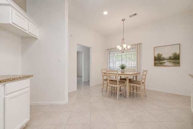 Photo - 2911 Killdeer Ln