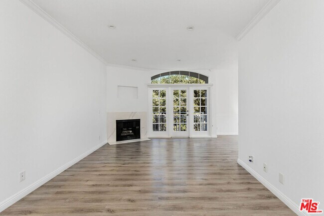 Photo - 9800 Vidor Dr Unidad 303