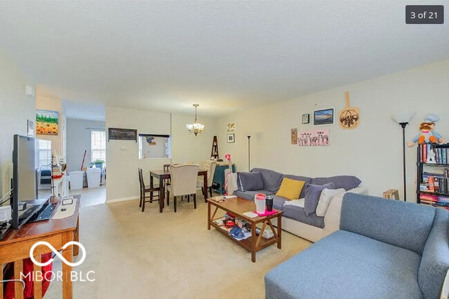 Photo - 3057 Armory Dr