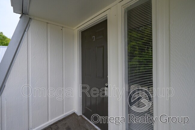 Photo - 3386 McGehee Rd Unidad Apt B