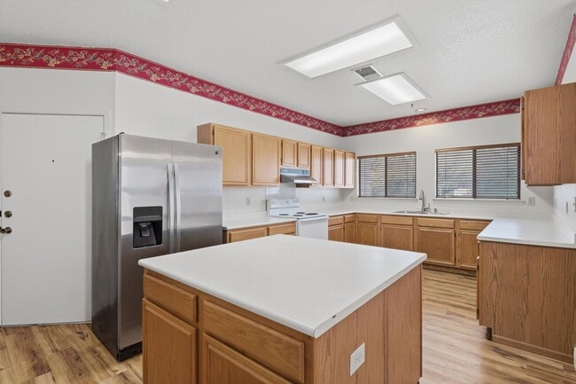 Photo - Spacious 4/2.5 in Northwest Crossing